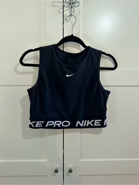 Nike Pro Tank Top - Black- Size M